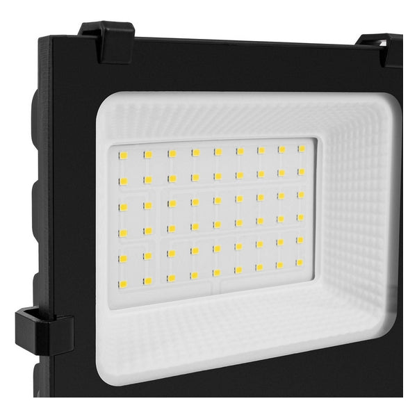 Projetor LED Ledkia HE PRO 30W A++ 4050 Lm (Branco Frio 6000K - 6500K)